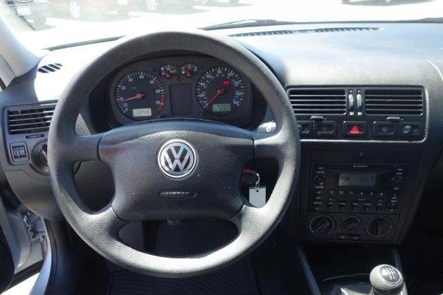 2003 Volkswagen Jetta King Cab 4WD