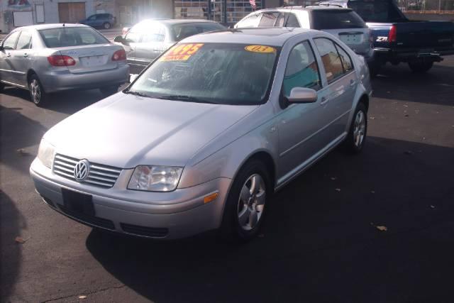 2003 Volkswagen Jetta FWD 4dr Sport