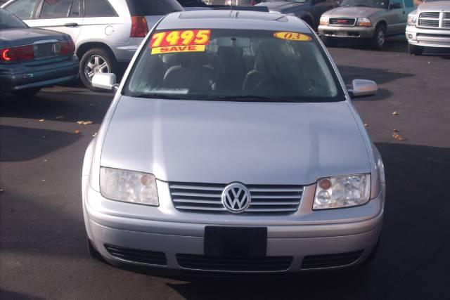 2003 Volkswagen Jetta FWD 4dr Sport