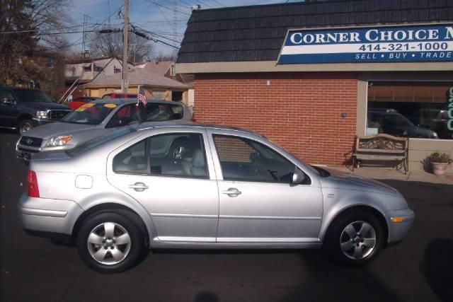 2003 Volkswagen Jetta FWD 4dr Sport