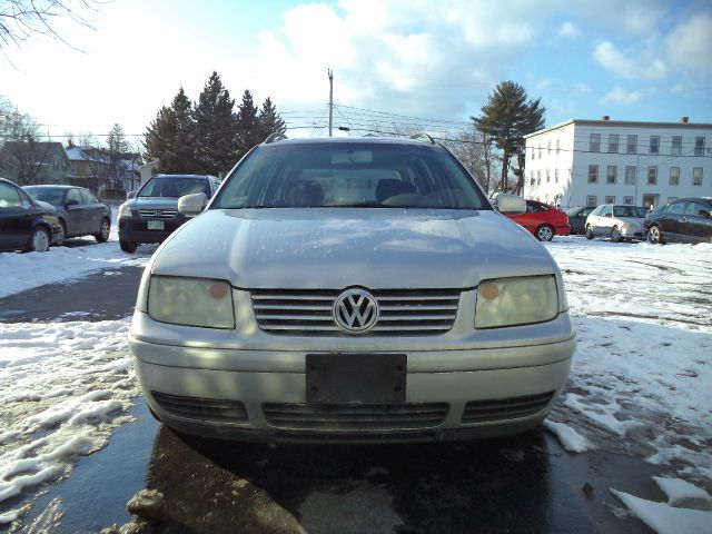 2003 Volkswagen Jetta Quad Cab 4x2 Shortbox XLT