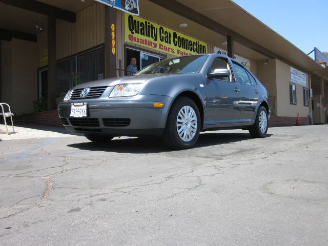 2003 Volkswagen Jetta I-4 Manual