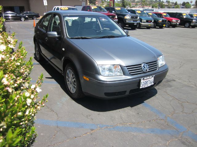 2003 Volkswagen Jetta I-4 Manual