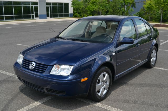 2003 Volkswagen Jetta Quad Cab 4x2 Shortbox XLT