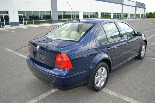 2003 Volkswagen Jetta Quad Cab 4x2 Shortbox XLT