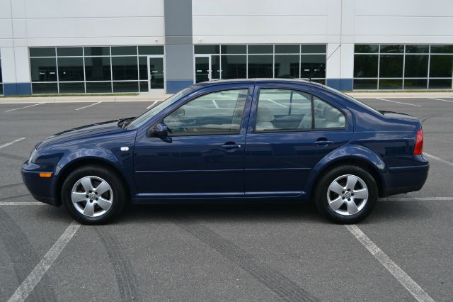 2003 Volkswagen Jetta Quad Cab 4x2 Shortbox XLT