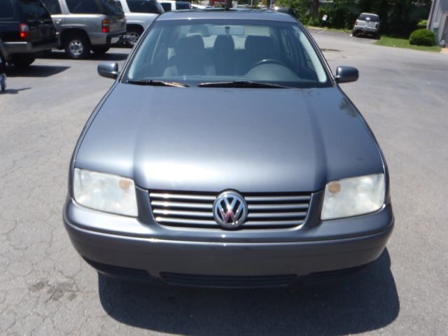 2003 Volkswagen Jetta Quad Cab 4x2 Shortbox XLT