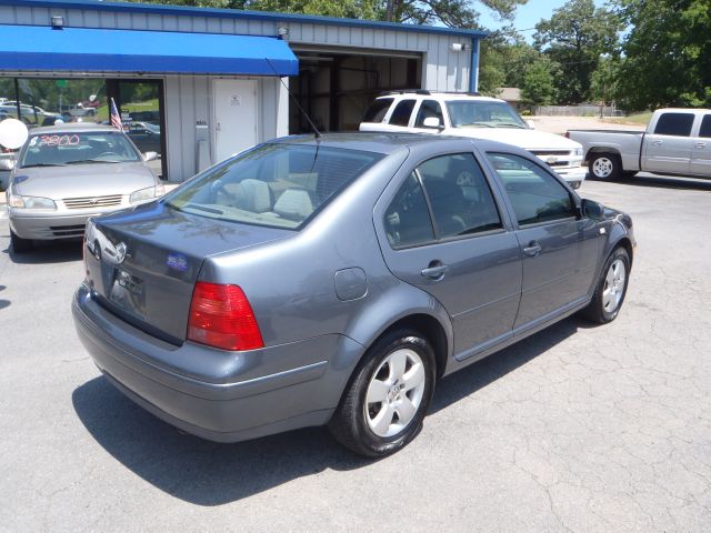 2003 Volkswagen Jetta Quad Cab 4x2 Shortbox XLT