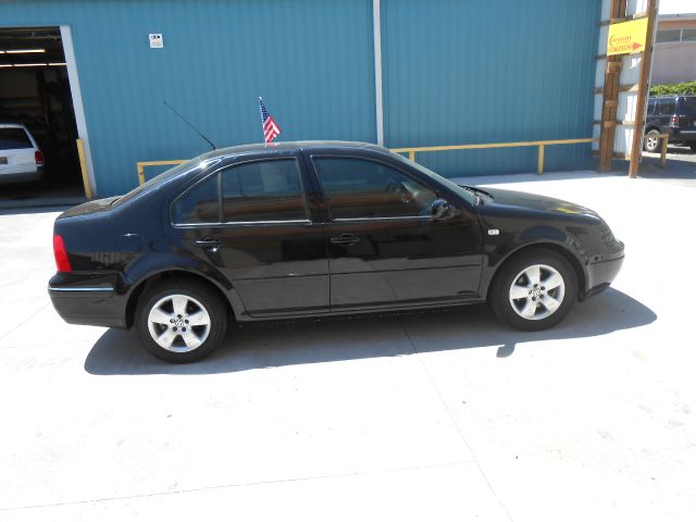 2003 Volkswagen Jetta Quad Cab 4x2 Shortbox XLT