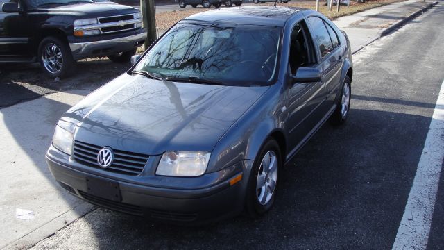 2003 Volkswagen Jetta Quad Cab 4x2 Shortbox XLT