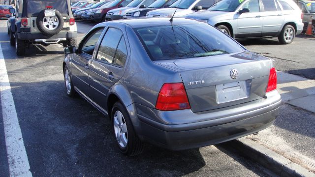 2003 Volkswagen Jetta Quad Cab 4x2 Shortbox XLT