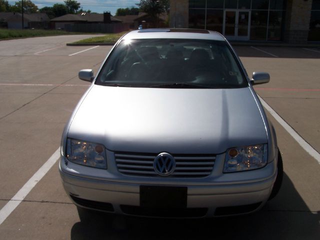 2003 Volkswagen Jetta Quad Cab 4x2 Shortbox XLT