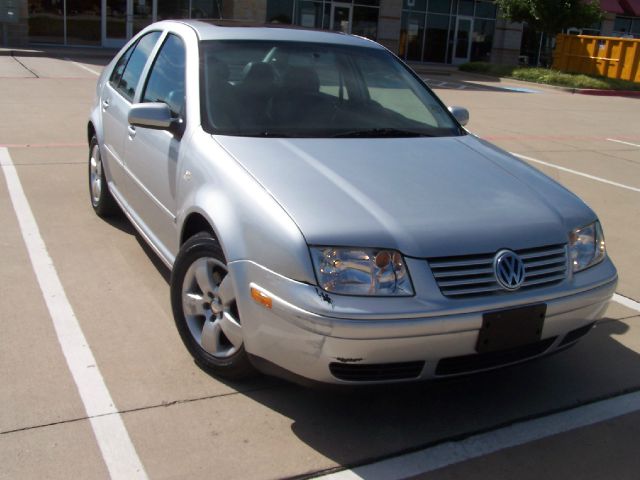 2003 Volkswagen Jetta Quad Cab 4x2 Shortbox XLT