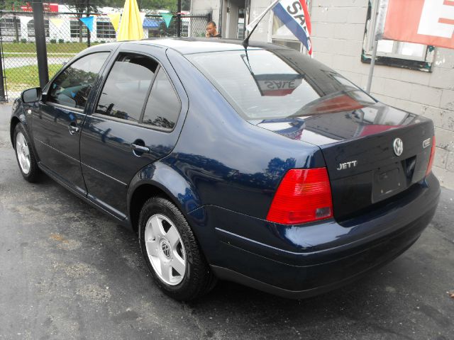 2003 Volkswagen Jetta I-4 Manual