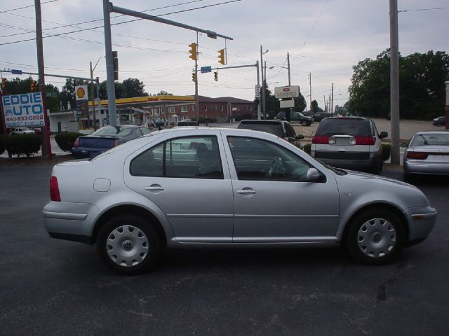 2003 Volkswagen Jetta I-4 Manual