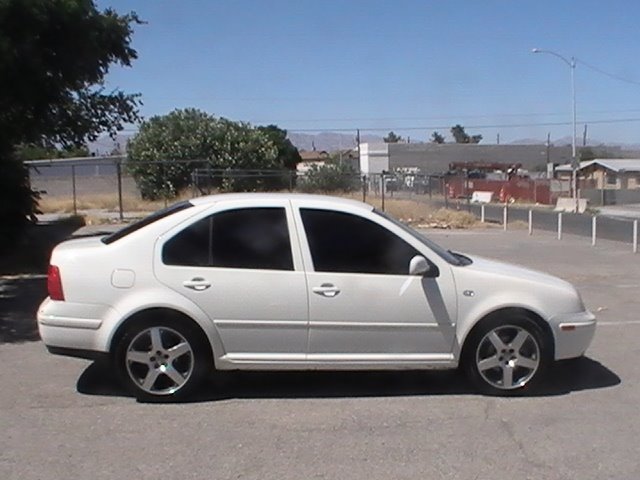 2003 Volkswagen Jetta I-4 Manual