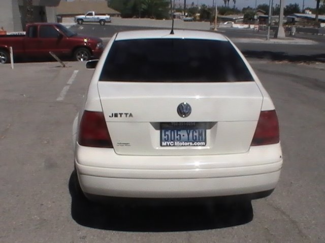 2003 Volkswagen Jetta I-4 Manual