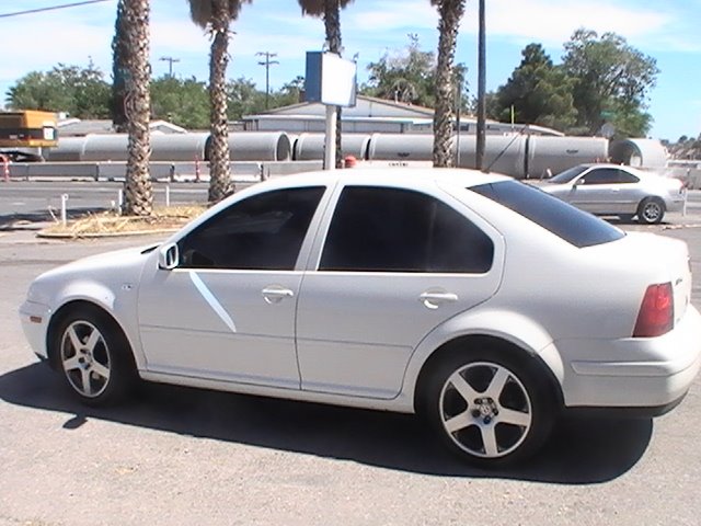 2003 Volkswagen Jetta I-4 Manual