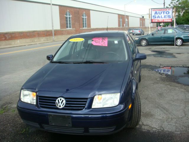 2003 Volkswagen Jetta Quad Cab 4x2 Shortbox XLT