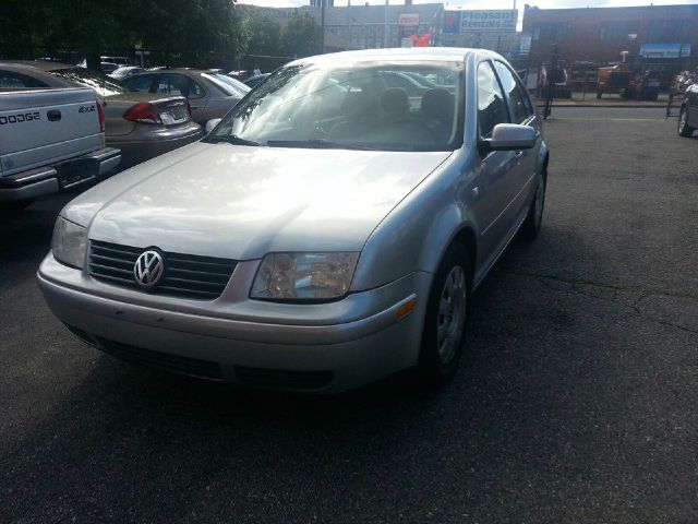 2003 Volkswagen Jetta I-4 Manual