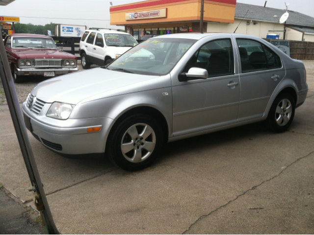 2003 Volkswagen Jetta Quad Cab 4x2 Shortbox XLT