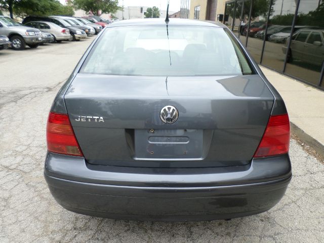 2003 Volkswagen Jetta Quad Cab 4x2 Shortbox XLT