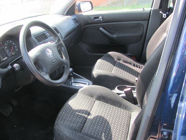 2003 Volkswagen Jetta I-4 Manual