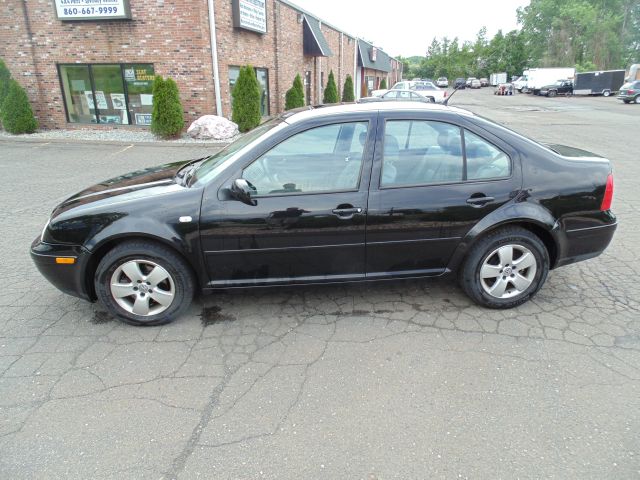 2003 Volkswagen Jetta Quad Cab 4x2 Shortbox XLT