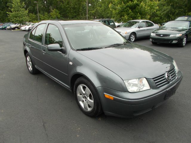 2003 Volkswagen Jetta Quad Cab 4x2 Shortbox XLT