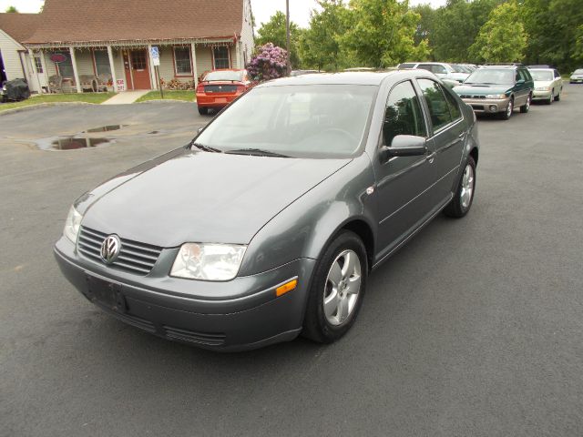 2003 Volkswagen Jetta Quad Cab 4x2 Shortbox XLT