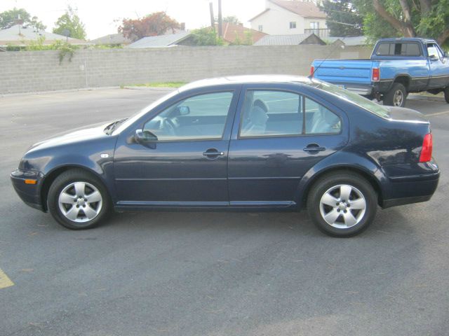 2003 Volkswagen Jetta Quad Cab 4x2 Shortbox XLT