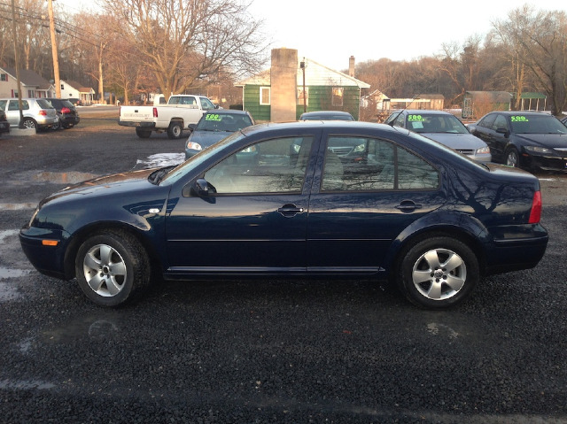 2003 Volkswagen Jetta Quad Cab 4x2 Shortbox XLT