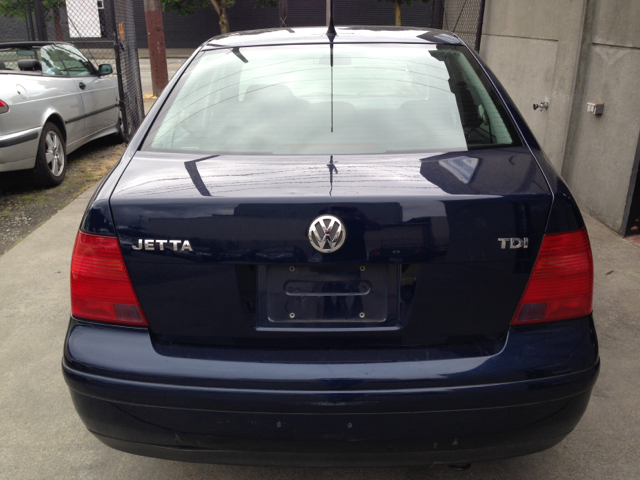 2003 Volkswagen Jetta 4matic 4dr 3.5L