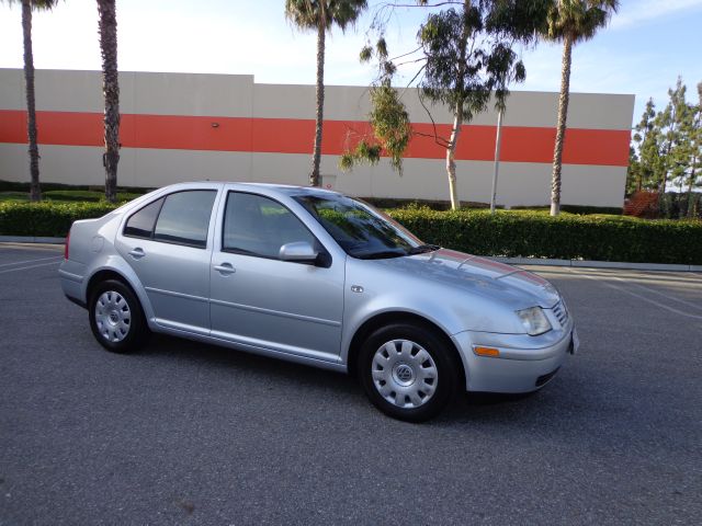 2003 Volkswagen Jetta I-4 Manual