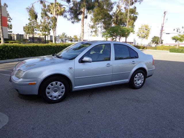 2003 Volkswagen Jetta I-4 Manual