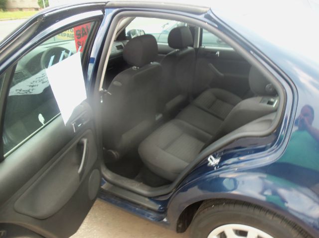 2003 Volkswagen Jetta With Leather