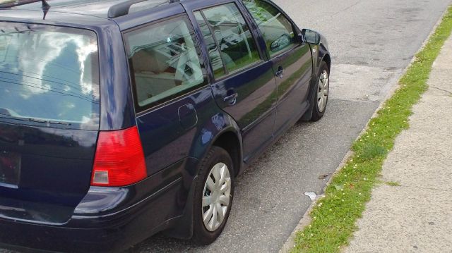 2003 Volkswagen Jetta I-4 Manual