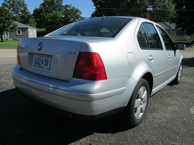 2003 Volkswagen Jetta 4dr 112 WB AWD