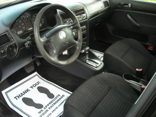 2003 Volkswagen Jetta I-4 Manual