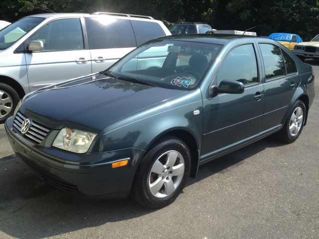 2003 Volkswagen Jetta Quad Cab 4x2 Shortbox XLT