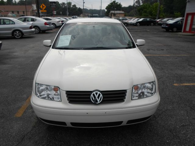 2003 Volkswagen Jetta I-4 Manual