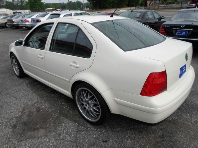 2003 Volkswagen Jetta I-4 Manual