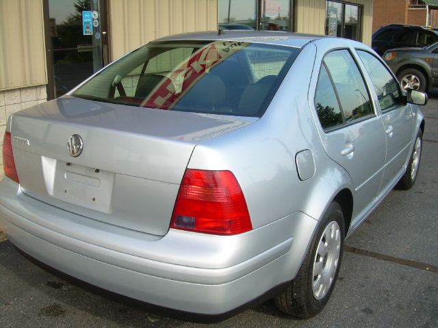 2003 Volkswagen Jetta I-4 Manual