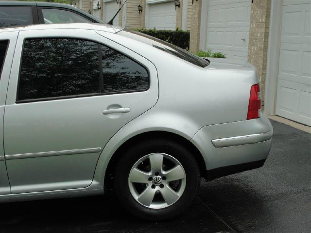 2004 Volkswagen Jetta 2WD CREW CAB 169 ST