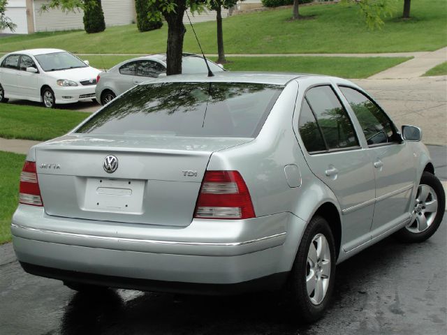 2004 Volkswagen Jetta 2WD CREW CAB 169 ST