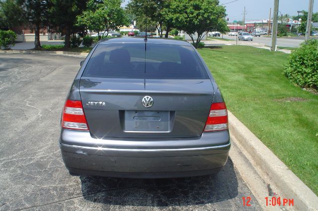 2004 Volkswagen Jetta S Sedan