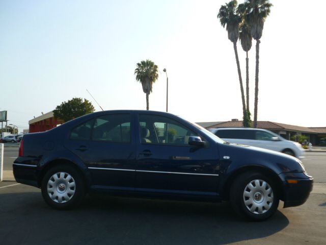 2004 Volkswagen Jetta With Leather