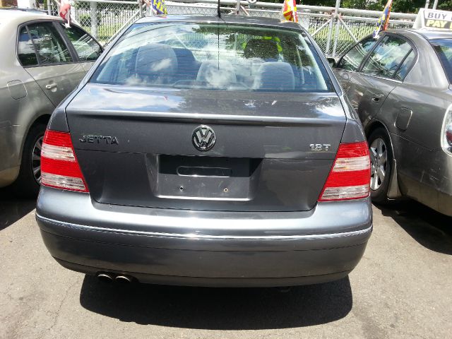 2004 Volkswagen Jetta King Cab 4WD