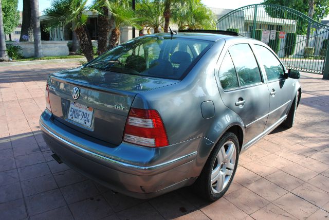 2004 Volkswagen Jetta King Cab 4WD