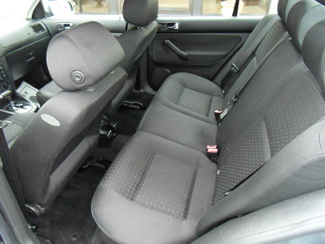 2004 Volkswagen Jetta With Leather